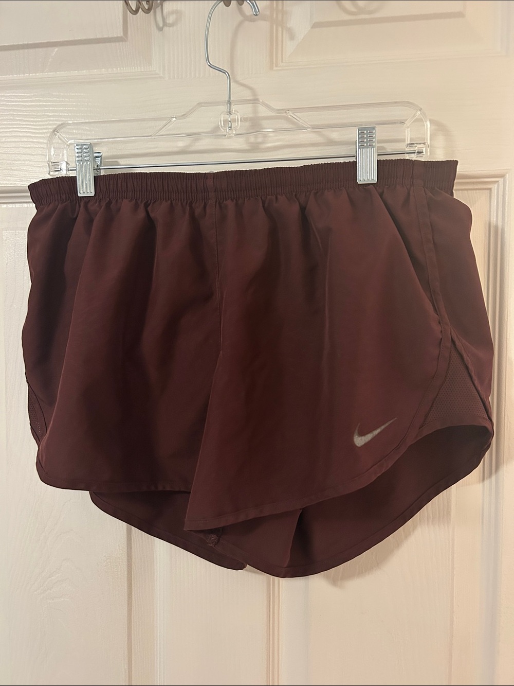 Nike dri-fit shorts L